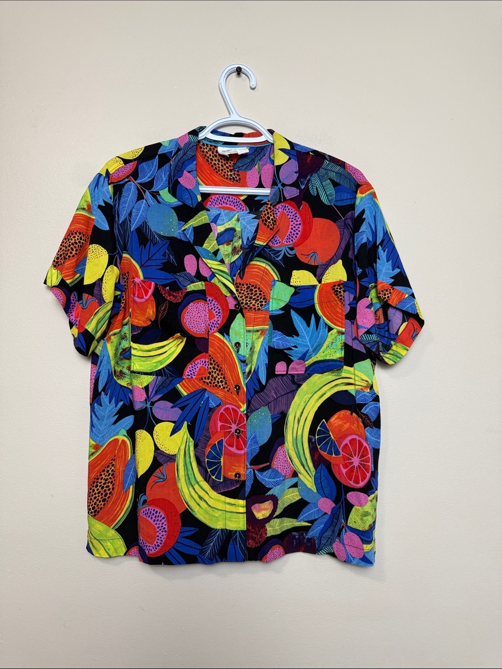Anthropologie Casual Short-Sleeve Fruit Print Button-Down Shirt - size M